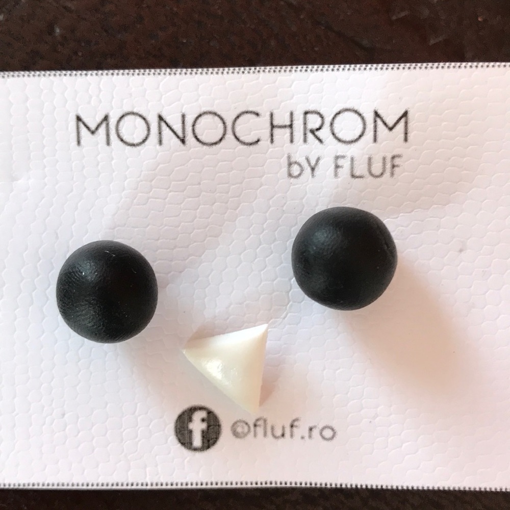 Handmade Romanian Earring Set Modern